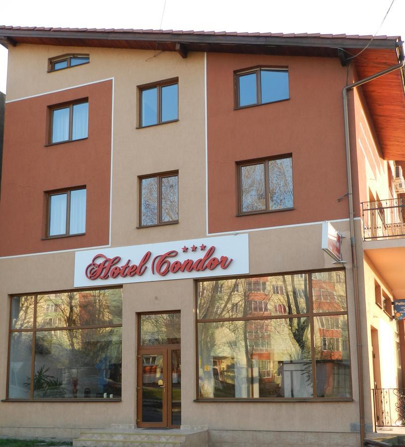 Hotel Condor Oravita Exteriér fotografie